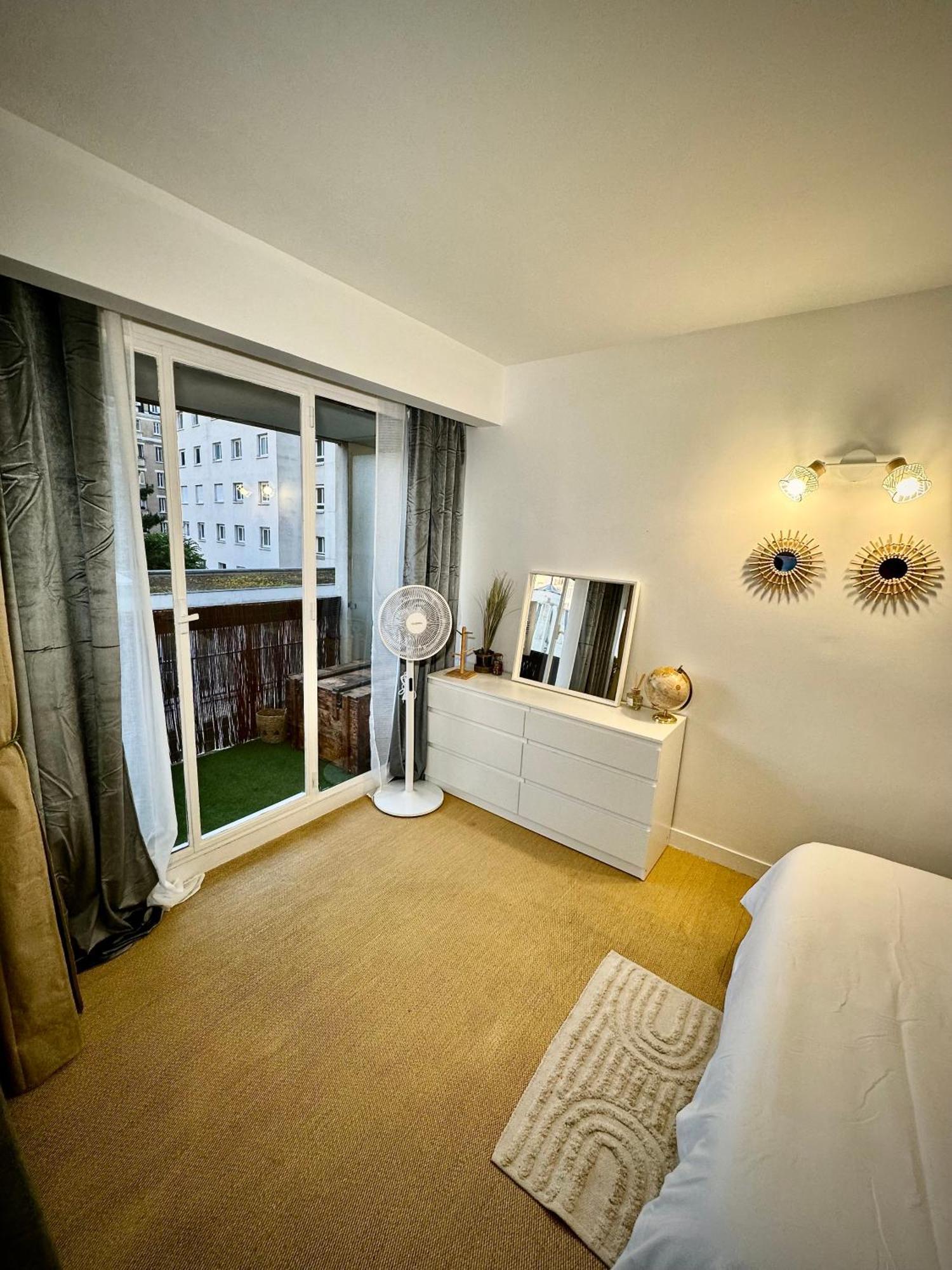 Appartement Avec Piscine Paris Dış mekan fotoğraf